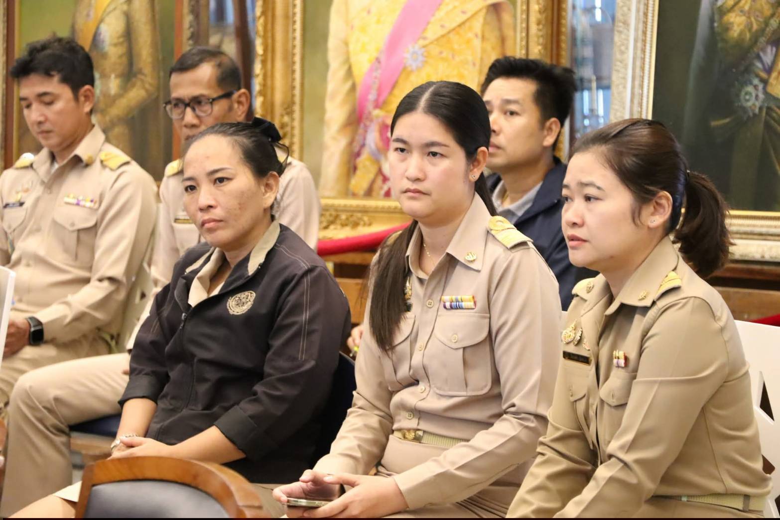 title - ศพส. ประชุมเตรียมความพร้อมจัดนิทรรศการ งานพระราชพิธีถวายพระเพลิงพระบรมศพ สมเด็จพระนางเจ้าสิริกิติ์ พระบรมราชินีนาถ พระบรมราชชนนีพันปีหลวง ณ ศูนย์ส่งเสริมและพัฒนาอาชีพเสริมนอกภาคการเกษตร (ศูนย์ศิลปาชีพ บางไทรฯ (เดิม)) 